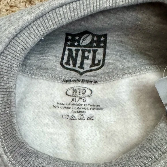 San Francisco 49ers Sweatshirt - Picture 3 of 3